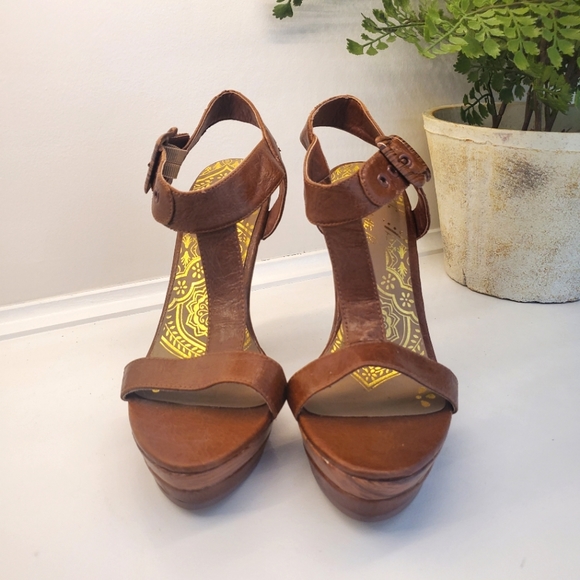 Cognac sandal heels - Picture 1 of 5
